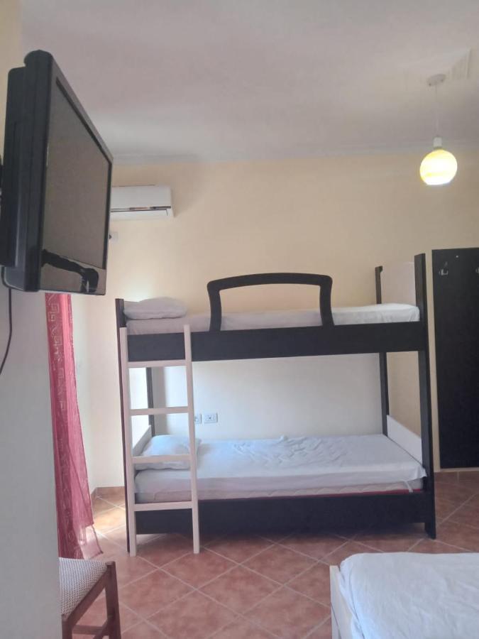 Ari Apartaments Vlorë Extérieur photo