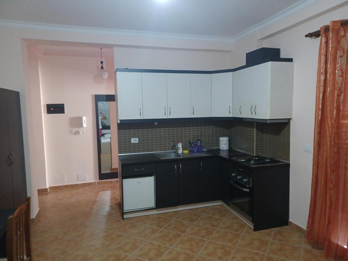 Ari Apartaments Vlorë Extérieur photo