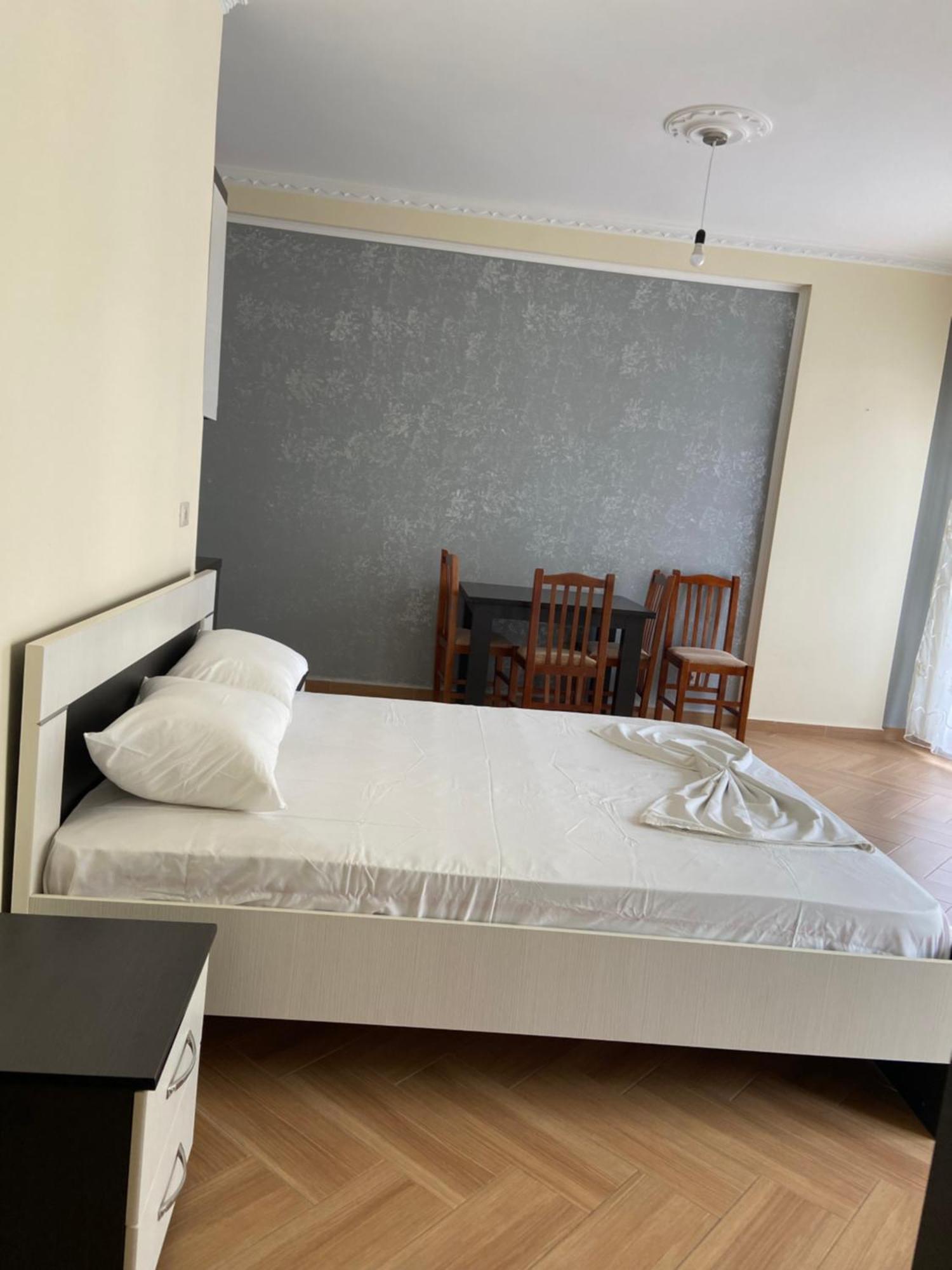 Ari Apartaments Vlorë Extérieur photo