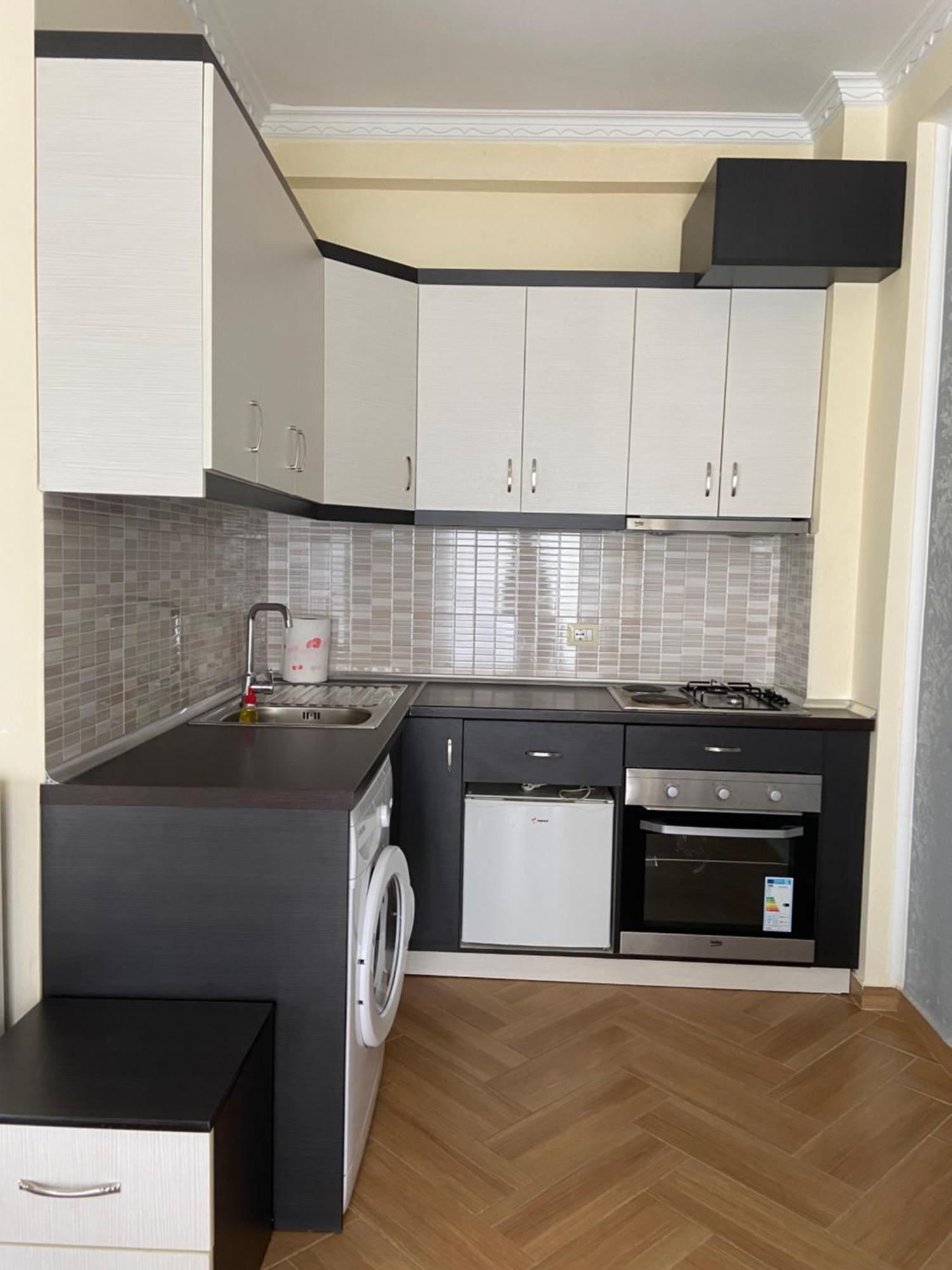 Ari Apartaments Vlorë Extérieur photo